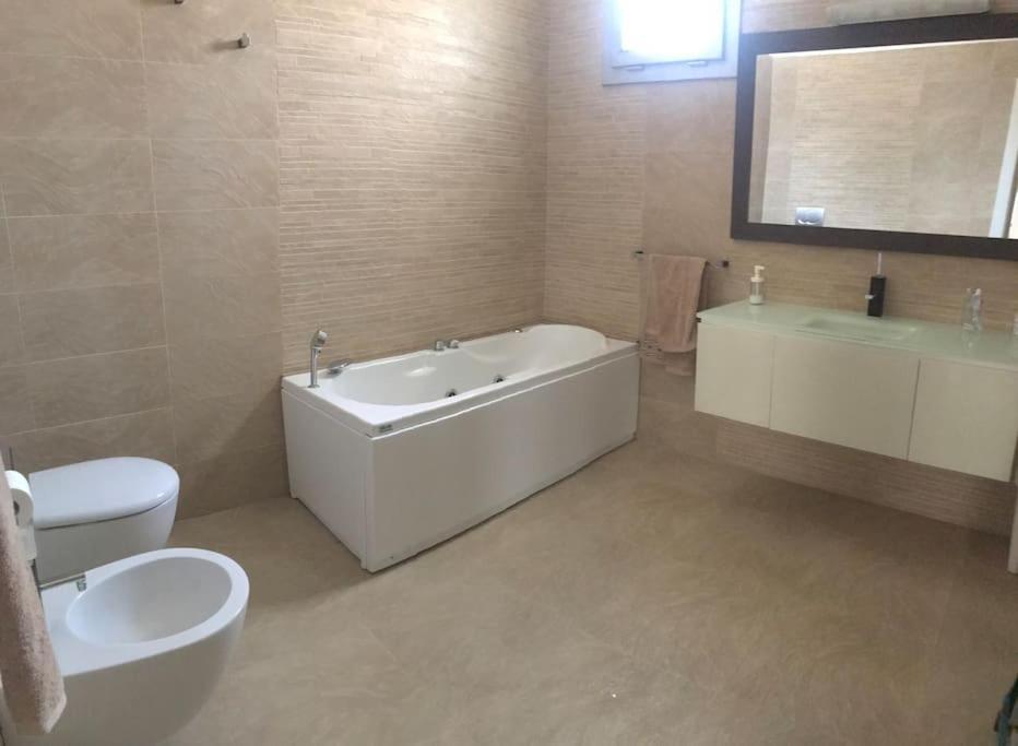 Vela Apartment Бриндизи Экстерьер фото