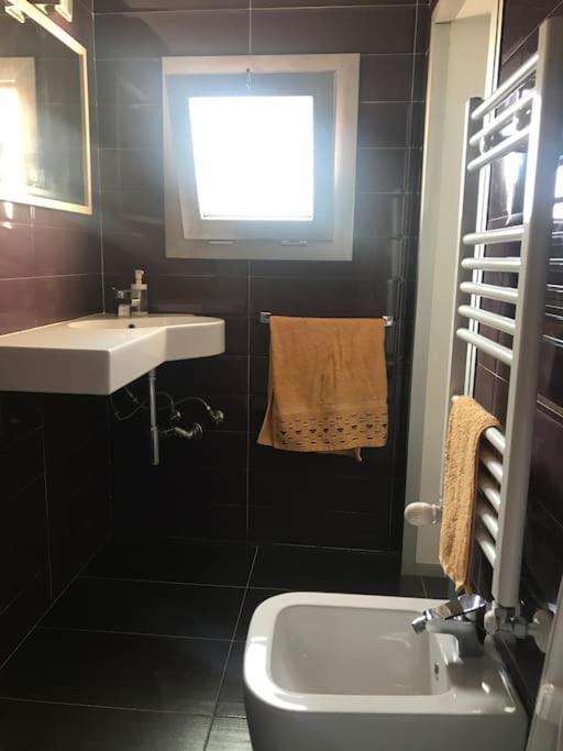 Vela Apartment Бриндизи Экстерьер фото